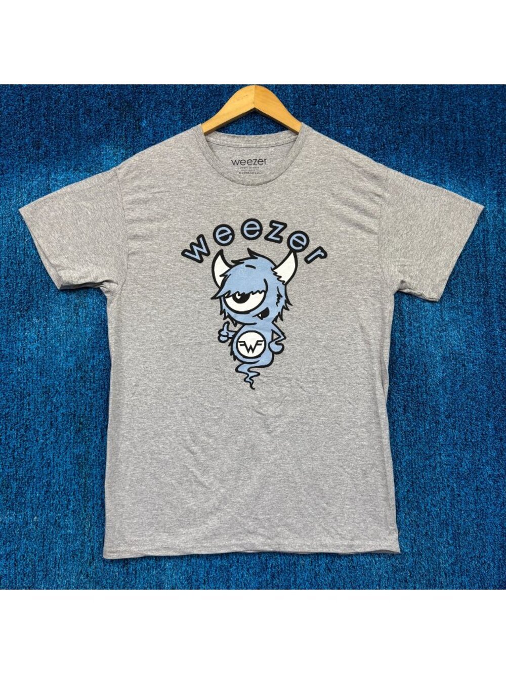 Weezer Monster Everything Will Be Alright in the End Tee M
